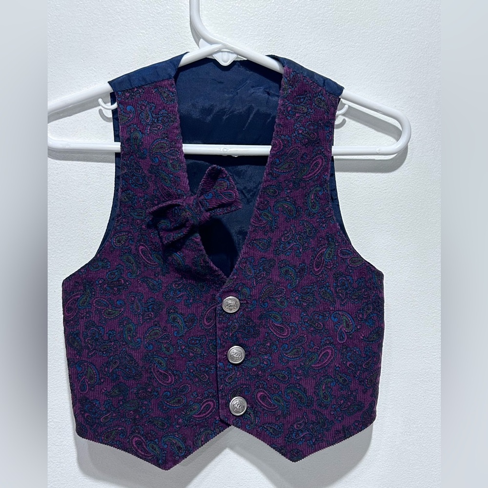 Vintage Boy Velvet Paisley‎ Patterned Vest with Bow Tie Size 3T Made in USA